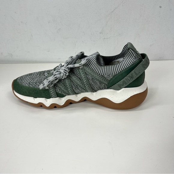 New Madewell Field Knit Sneakers | Size 8 - Picture 7 of 10